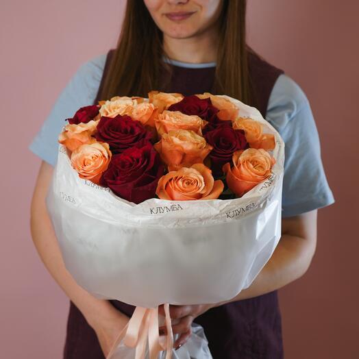 Букет «Эвкадорская симфония» 17 шт