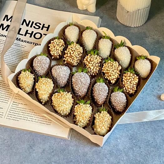 Клубника в шоколаде Подарок Микс (16-20🍓)