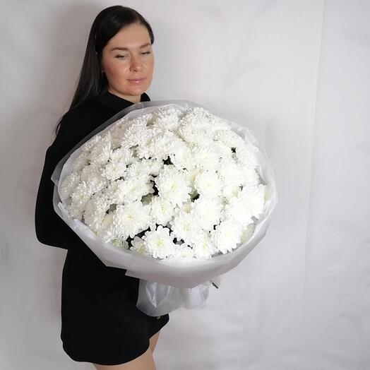 💥Пышный букет "PERVOЦВЕТ" из 15 белых кустовых хризантем в дизайнерском оформлении