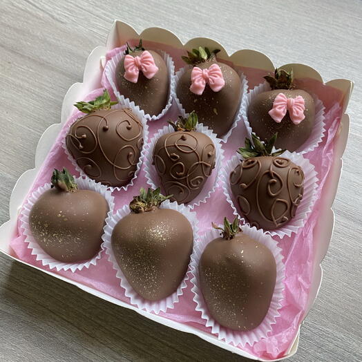 Клубника в молочном шоколаде