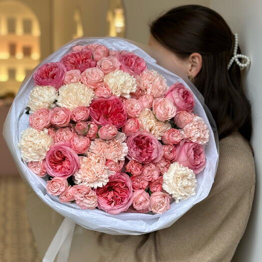 Букет от цветочного дома «TIFFANY» сборный с розой pink expression