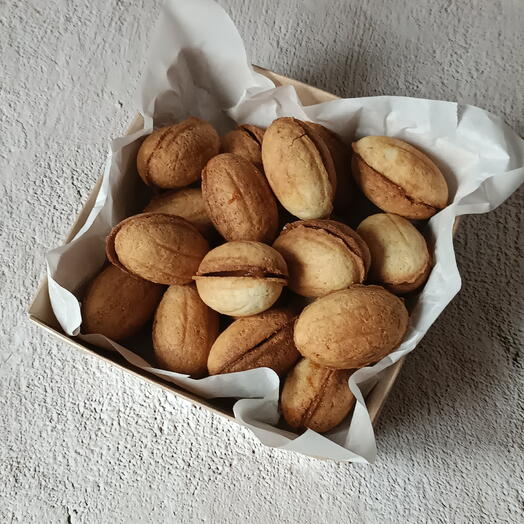 Печенье Орешки с варёной сгущёнкой