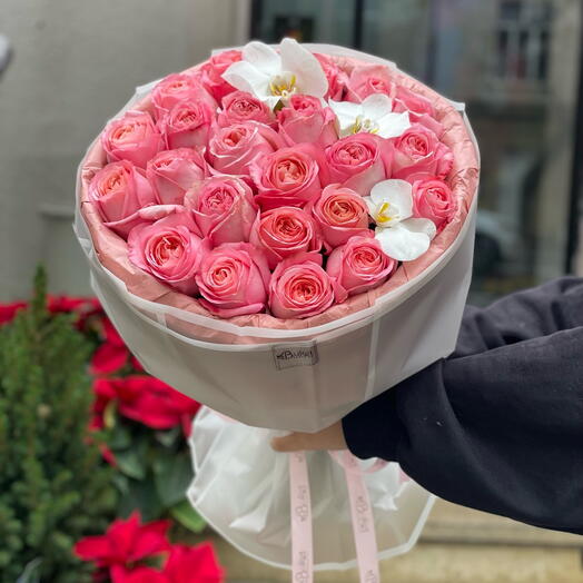 Букет красивый 23шт роз💕