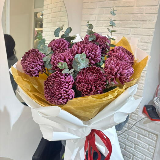 Букет из одноголовых хризантем