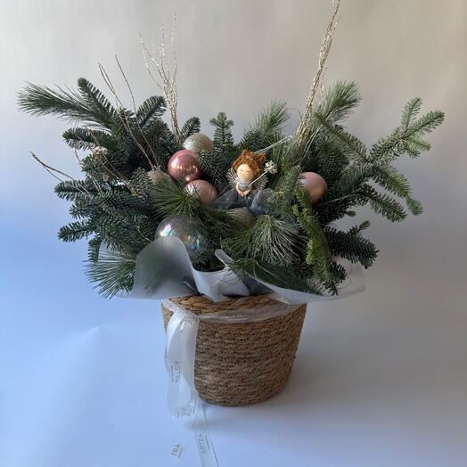 Композиция новогодняя с гирляндой