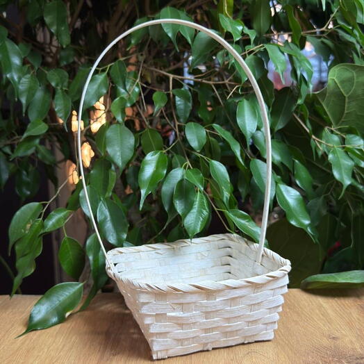 Корзина плетенная квадрат