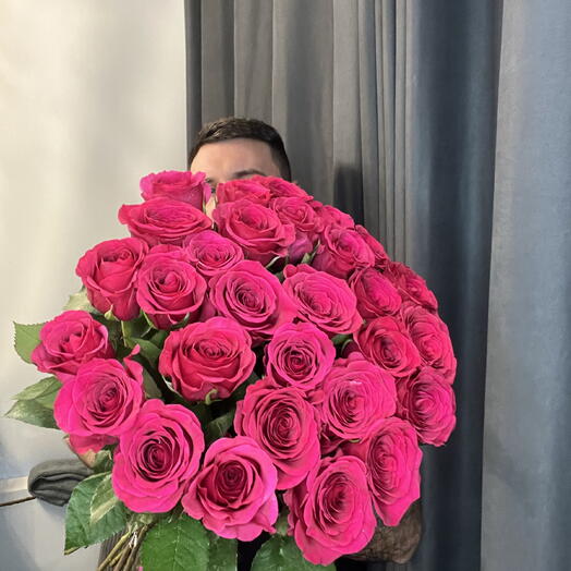 Моно букет малиновых роз 🌸
