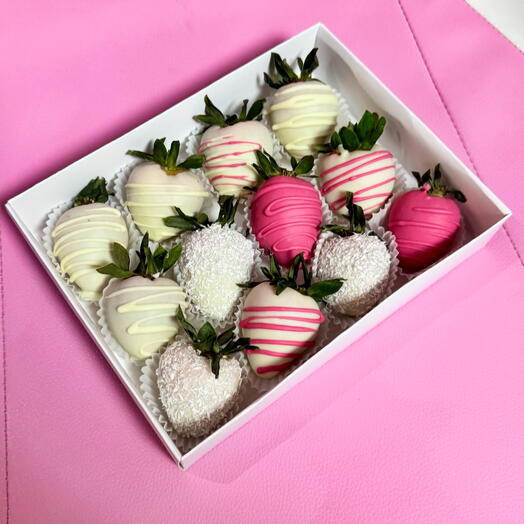 Клубника в шоколаде 12 шт 🍓