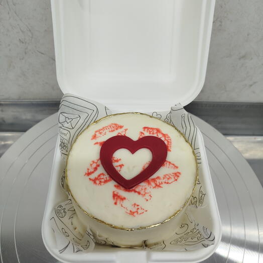 Бенто торт поцелуй и сердце