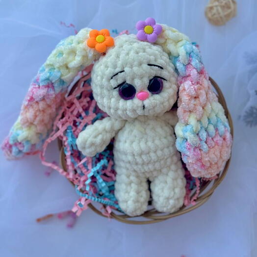 Зайка с цветными ушами