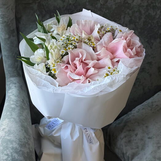 Миленький букетик с ромашками🌸