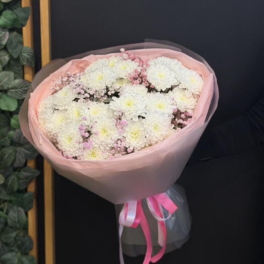 Букет из кустовой хризантемы и гипсофилы 💞