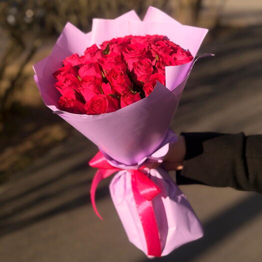 Ramo de 25 rosas (Kenia, Premium, 40 cm)