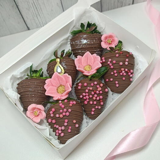 Клубника в бельгийском шоколаде Callebaut
