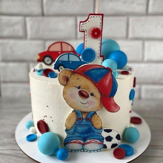 Торт на годик с мишкой и машинками