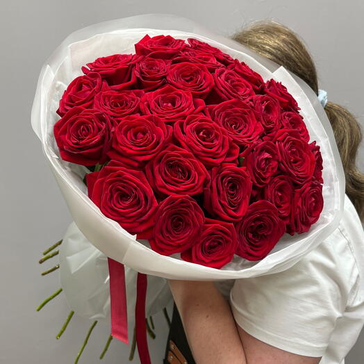 Моно букет из 29 бордовых роз 😍