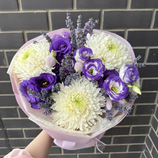 Фиолетовый букет с лавандой и эустомой 💜