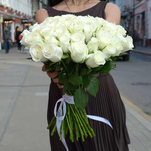 Bouquet of 51 roses "White Kenya"