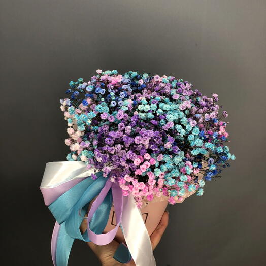 Нежная коробочка с цветными гипсофилами🌸🌹🌸🌹🌸