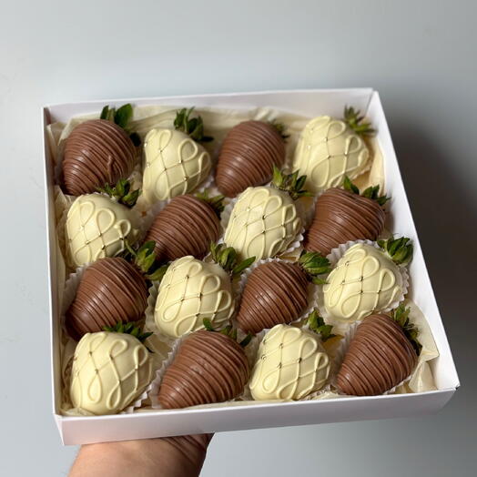 Клубника в шоколаде 16 ягод «Классика»🍓