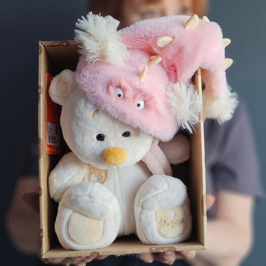 Мягкая игрушка Медведь Masha в шапке монстрик Цаца (в коробке), 18см