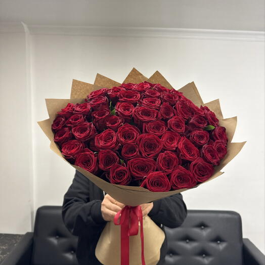 Красные розы 🌹🌹🌹