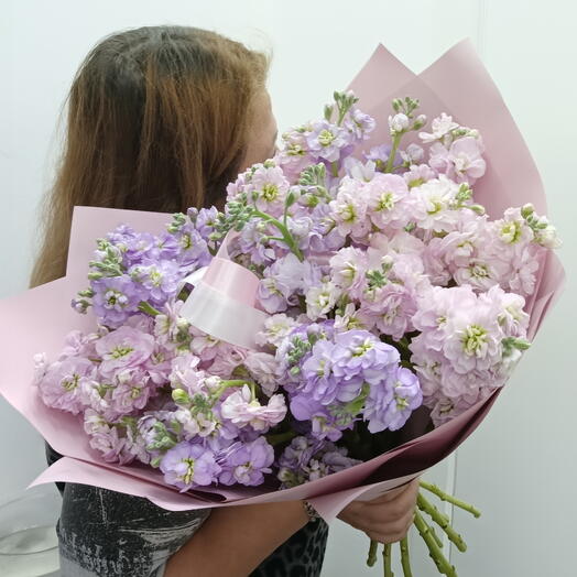 Букет ароматных маттиол кустовых 1156789