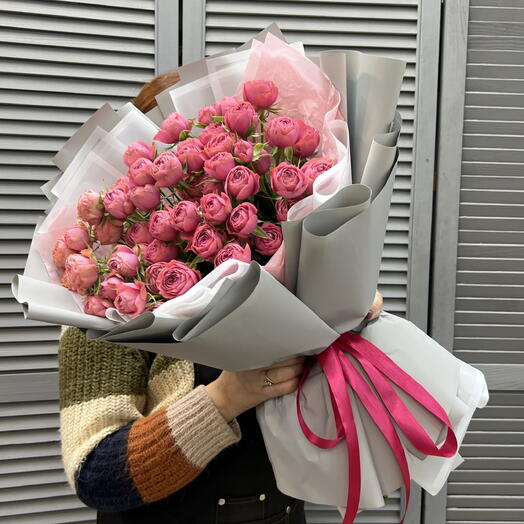 Яркие кустовые розы 🤩