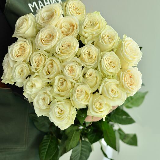25 роз Premium White 60см