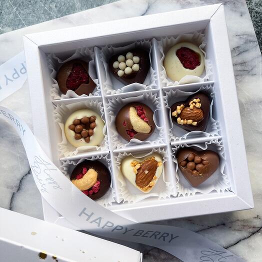 Конфеты ручной работы «Three chocolates» 9 штук