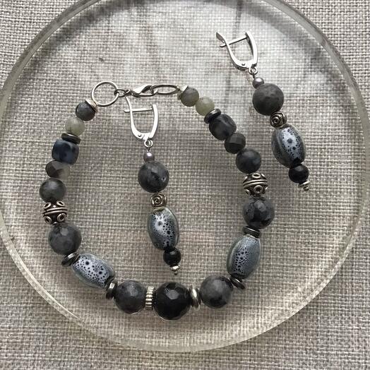 Set of natural stones and ceramics