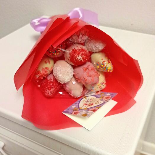 Strawberries in chocolate a bouquet of 11 berries in chocolate