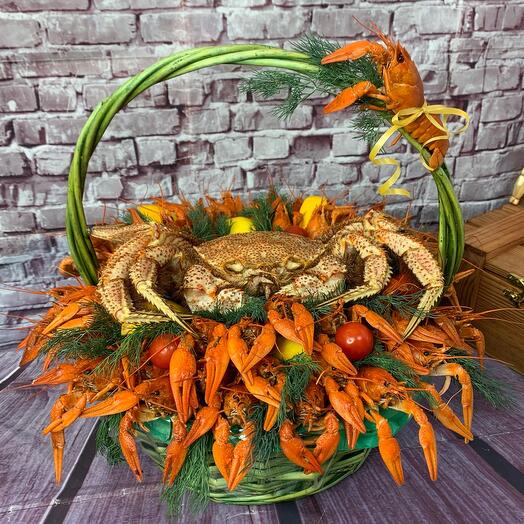 Корзина с морепродуктами