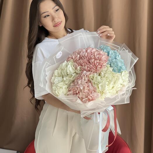 Bouquet of 5 hydrangeas