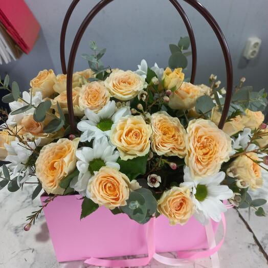Цветы в коробке