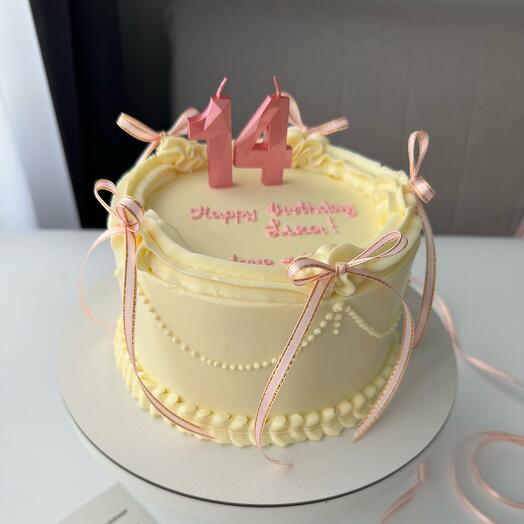 Торт Ламбет с бантиками