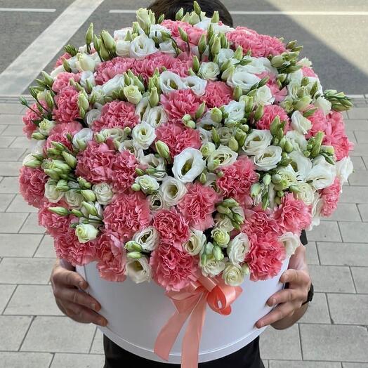 Цветы в коробке