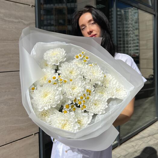 Букет Кустовых Хризантем с ромашками White Summer