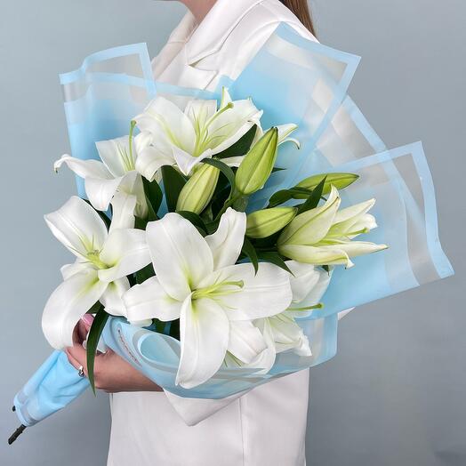 Bouquet of lilies