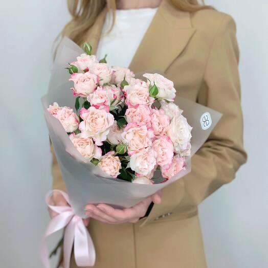 Монобукет из 5 розовых кустовых роз "Рефлекс"