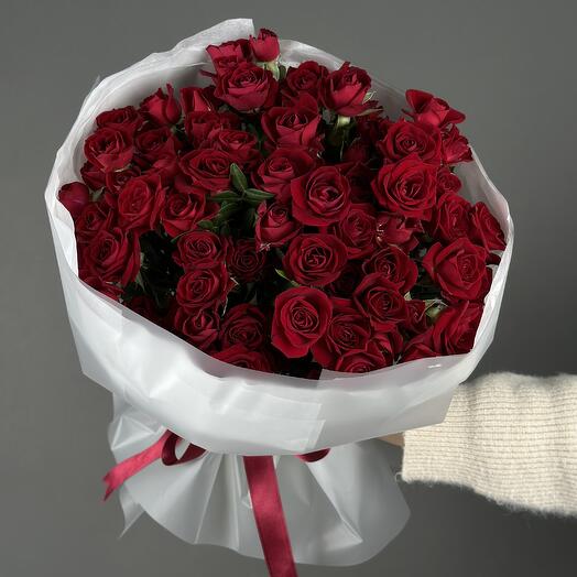 21 pcs red sprey roses