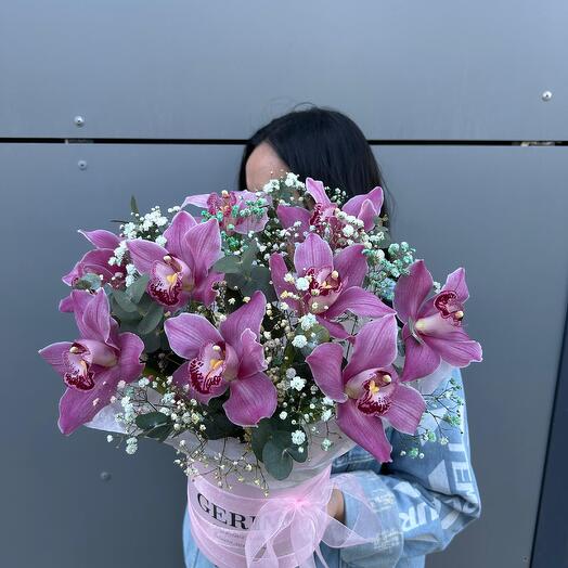 Цветы в коробке