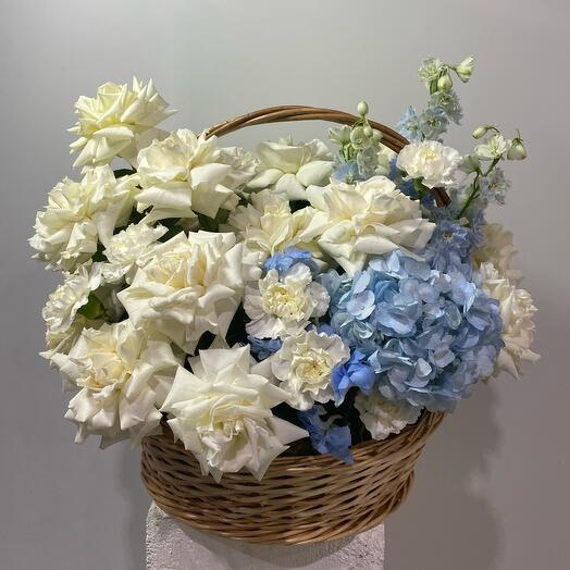 Корзина с цветами Fleur 🌸