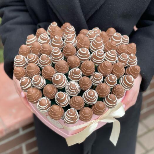 Сердце 26 Cocoa с клубникой