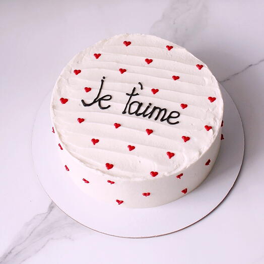 Торт для любимого/любимой с сердечками «Je t aime»