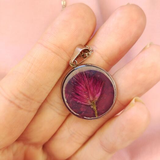 Pendant with flower, 18 mm