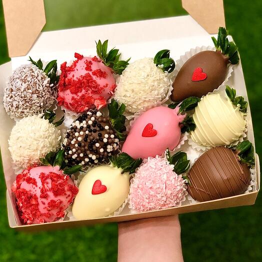 Набор из свежей клубники💕Хочу потратить на тебя все свои 9 жизней 💕
