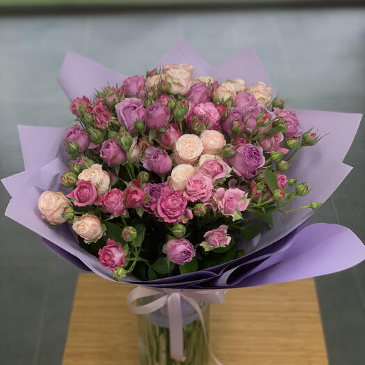 Bouquet mix spray roses