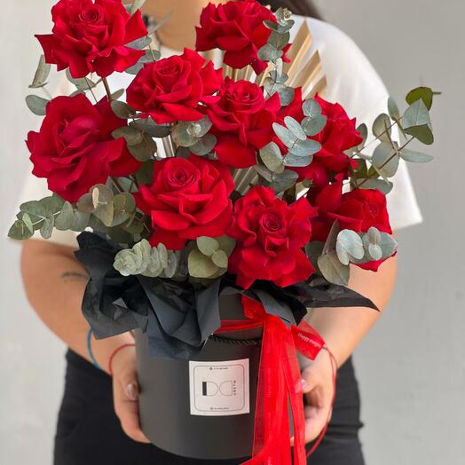 Композиция в коробке " Танец Французких роз "