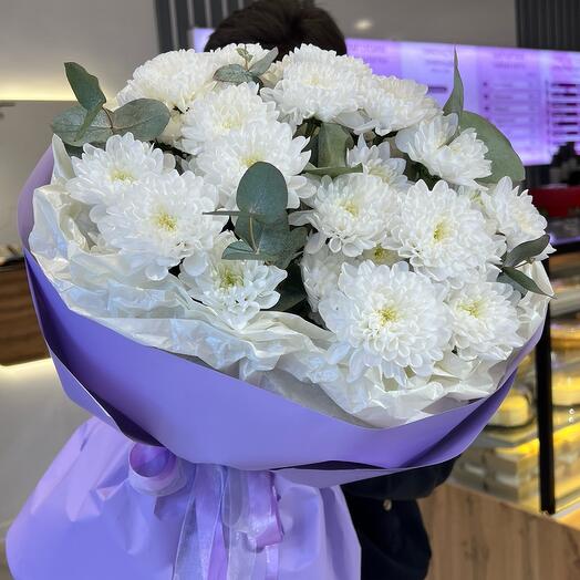 Моно букет из пышной хризантемы